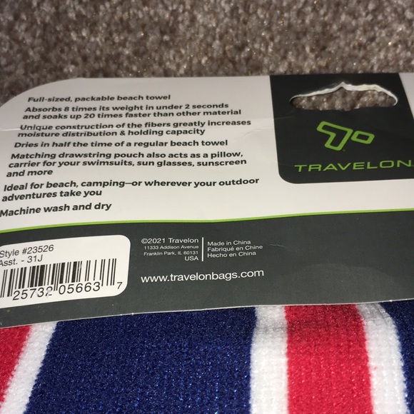 Traveling-Beach Towel Set-NWOT-Blue, Red & White - Picture 5 of 6